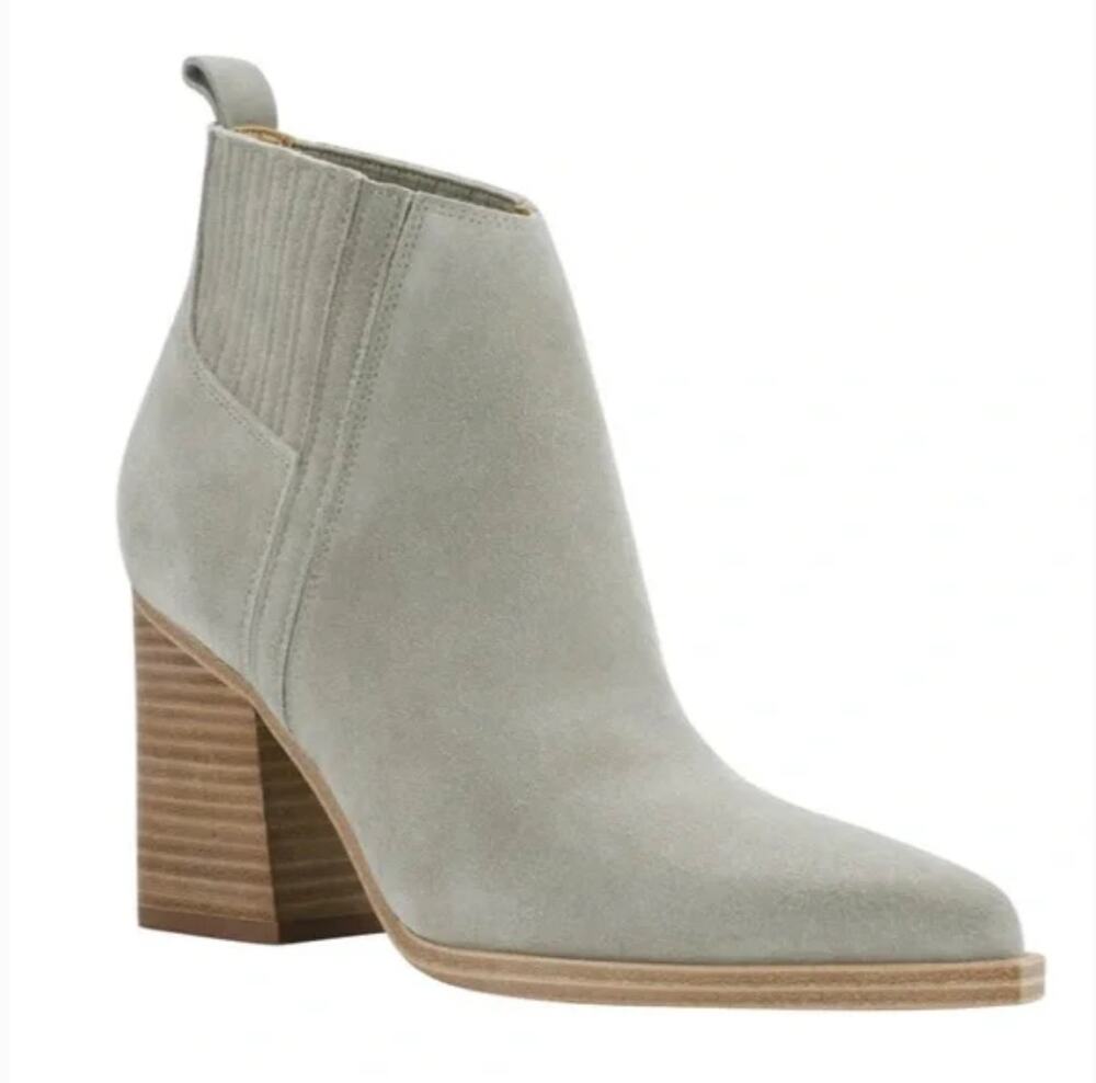 Marc Fisher Orlanda Suede Boots 10 NWOT Gray Taupe Ankle Booties Heel Western